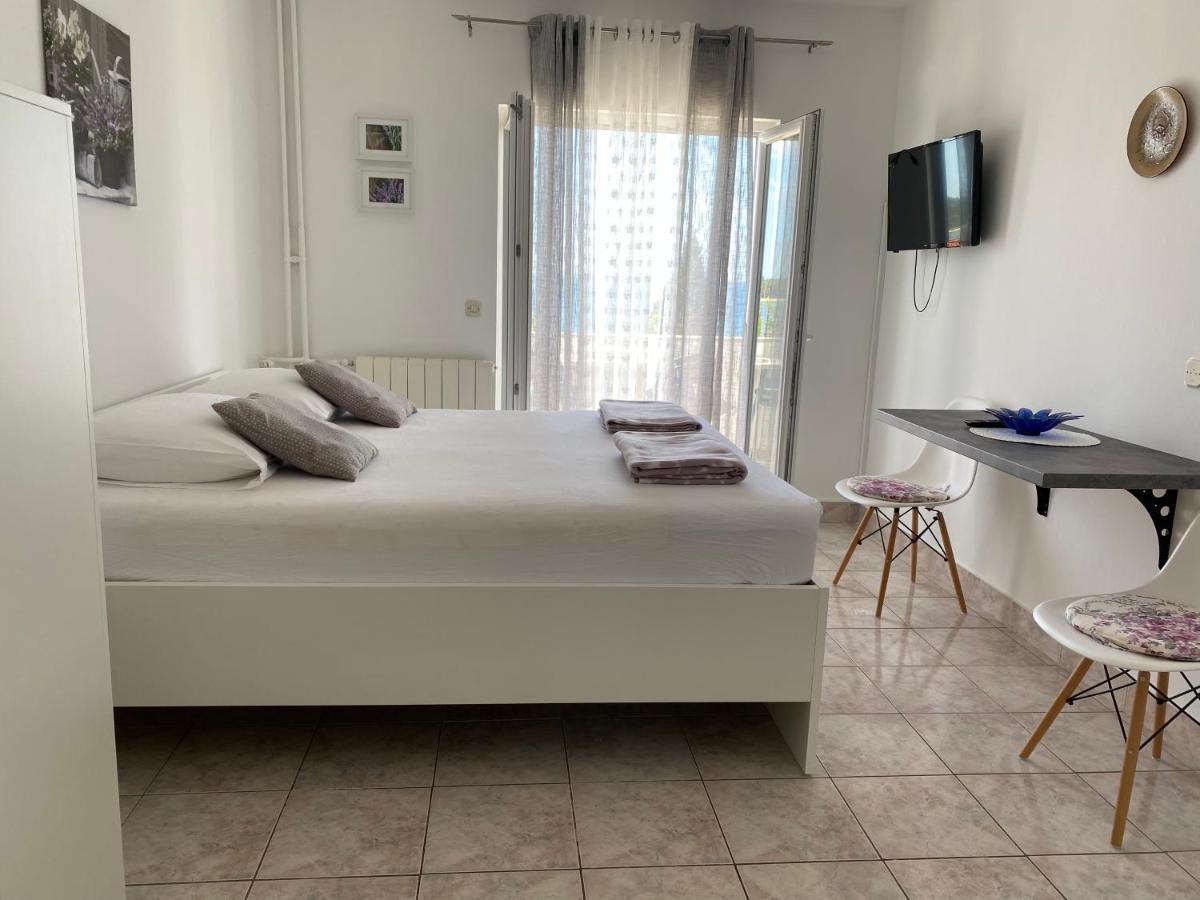 Emanuela 2 Apartment โนวาลยา ภายนอก รูปภาพ