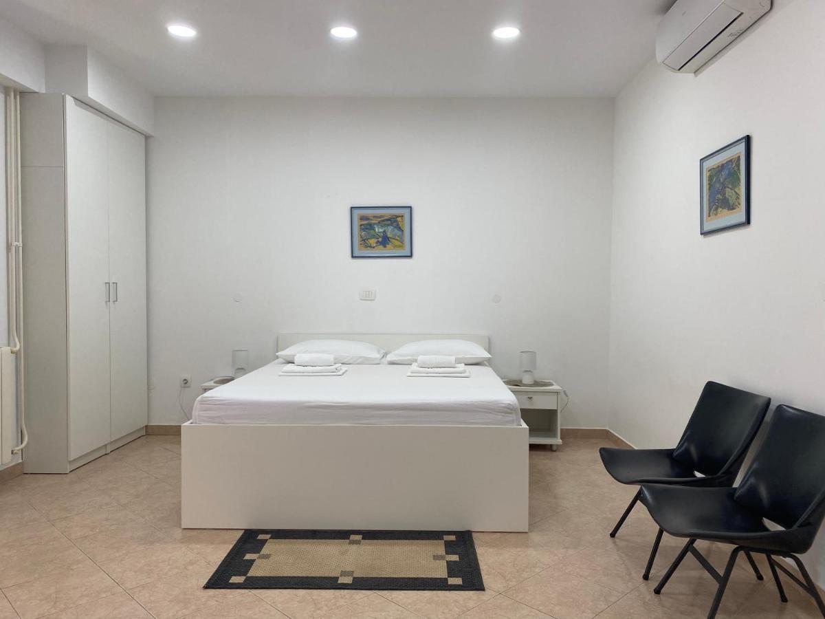 Emanuela 2 Apartment โนวาลยา ภายนอก รูปภาพ